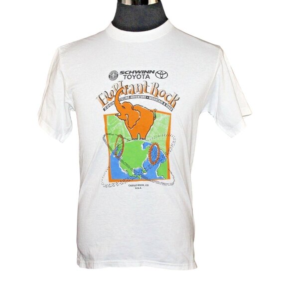 Schwinn Other - Vintage Schwinn Toyota Medium Elephant Rock 2000 Cycling Adventure Anvil TShirt